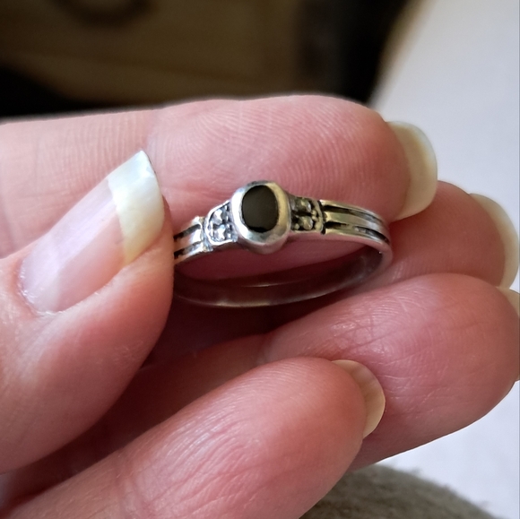 Unique Vintage Jewelry - Vintage Sterling Silver Onyx Simple Unisex Ring Band Size 8.5
